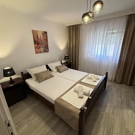 Apartment Comfort F & F *