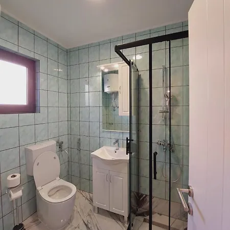 Apartment Comfort F & F *